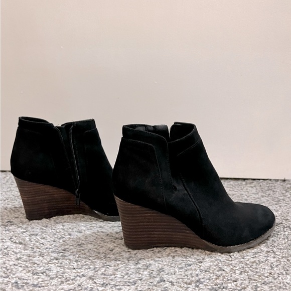 Greteel Madden Girl Black Wedge Booties - Picture 1 of 6